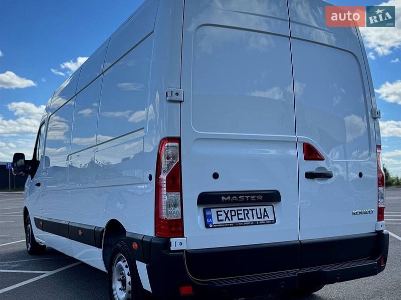 Грузовой фургон Renault Master 2022 в Киеве