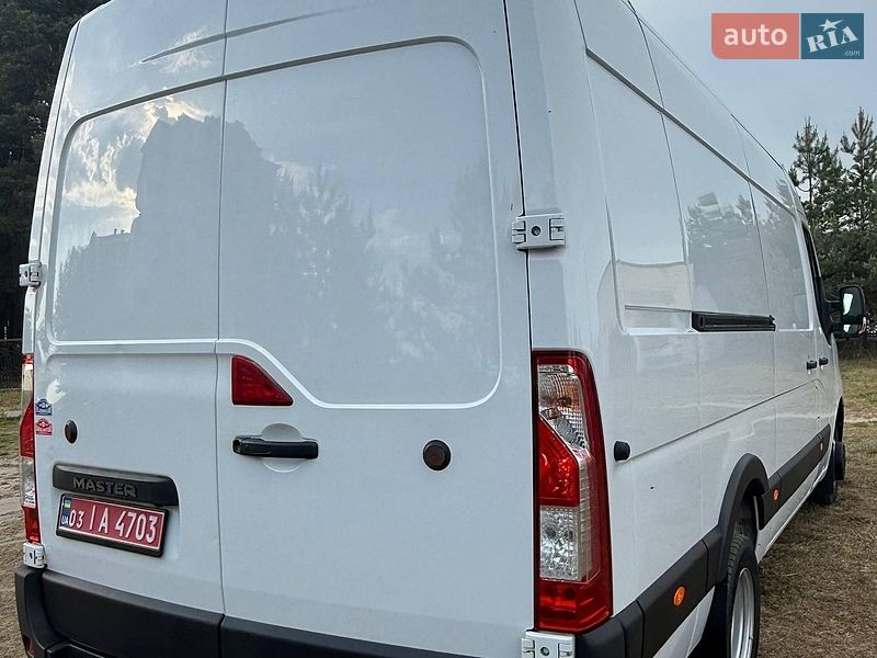 Вантажний фургон Renault Master 2020 в Володимирці