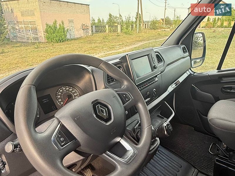 Вантажний фургон Renault Master 2020 в Володимирці