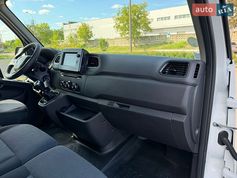Грузовой фургон Renault Master 2021 в Луцке