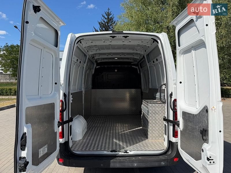 Грузовой фургон Renault Master 2021 в Луцке