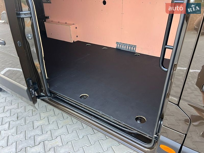 Грузовой фургон Renault Master 2020 в Дубно