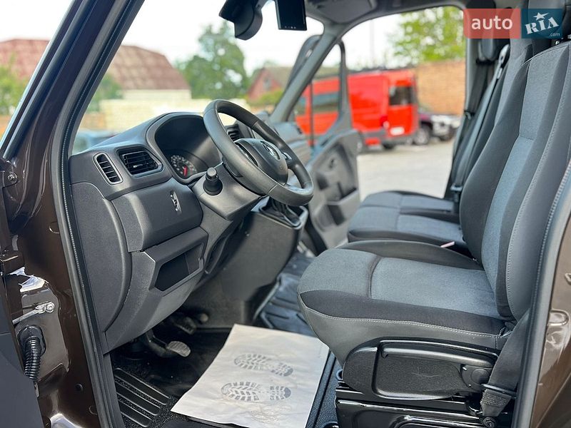 Грузовой фургон Renault Master 2020 в Дубно