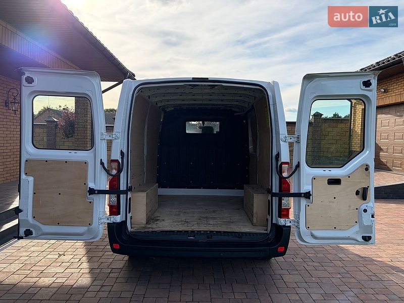 Грузовой фургон Renault Master 2018 в Луцке
