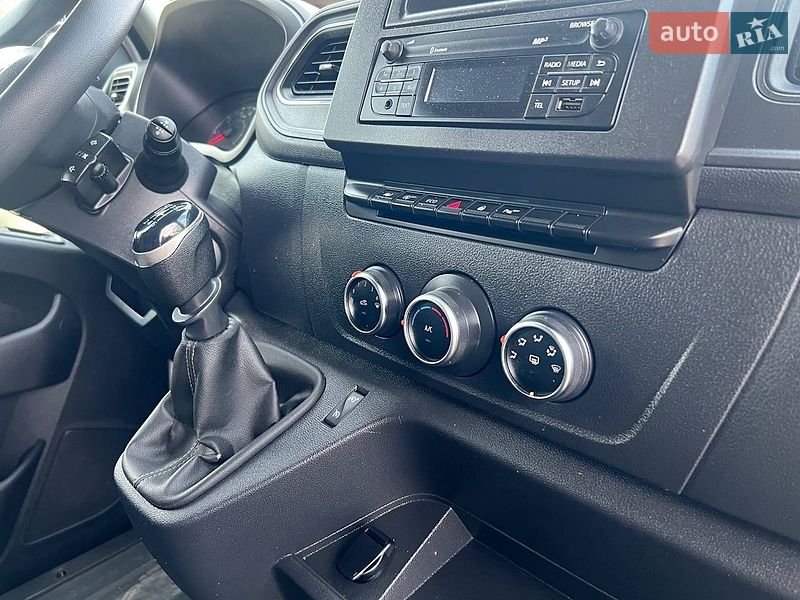 Вантажний фургон Renault Master 2020 в Володимирі