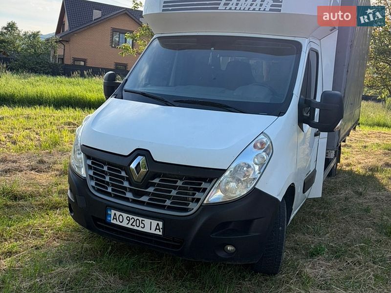Грузовой фургон Renault Master 2016 в Ужгороде