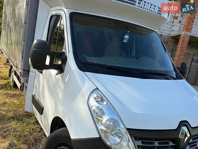Грузовой фургон Renault Master 2016 в Ужгороде