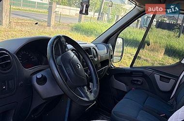 Грузовой фургон Renault Master 2016 в Ужгороде