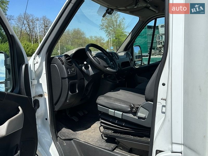 Автовоз Renault Master 2015 в Ивано-Франковске