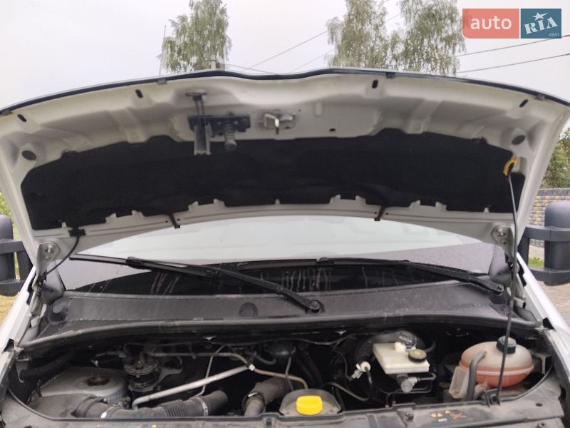 Эвакуатор Renault Master 2017 в Дубно
