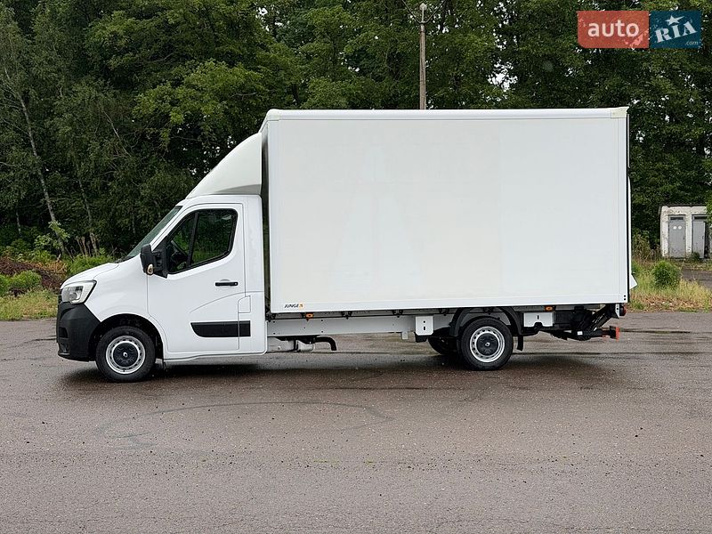 Вантажний фургон Renault Master 2019 в Дубні