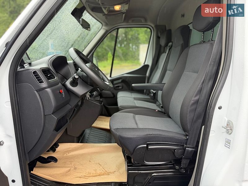 Вантажний фургон Renault Master 2019 в Дубні