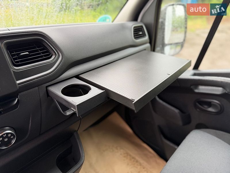 Вантажний фургон Renault Master 2019 в Дубні