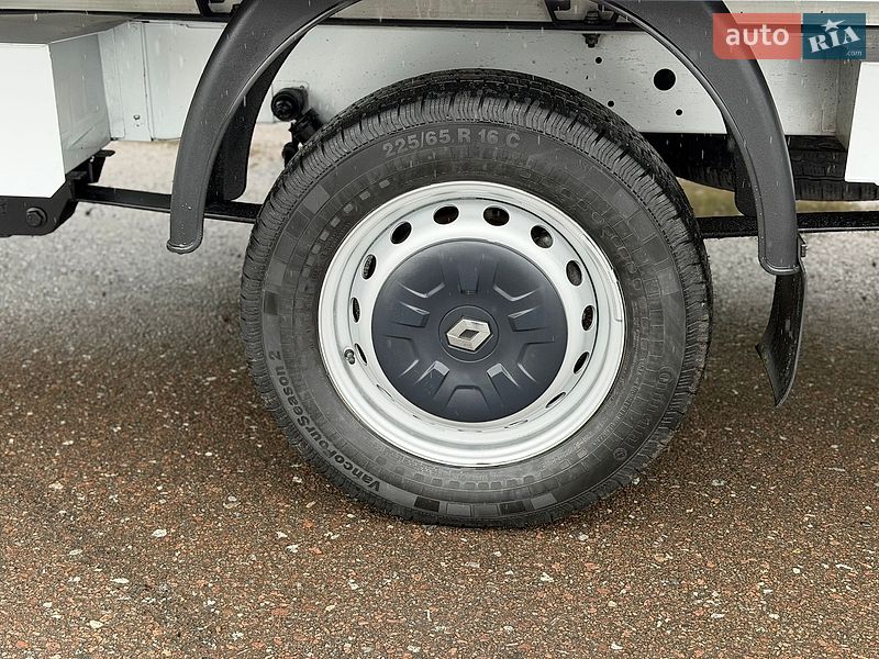 Вантажний фургон Renault Master 2019 в Дубні