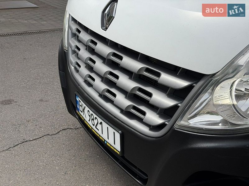 Автовоз Renault Master 2013 в Днепре