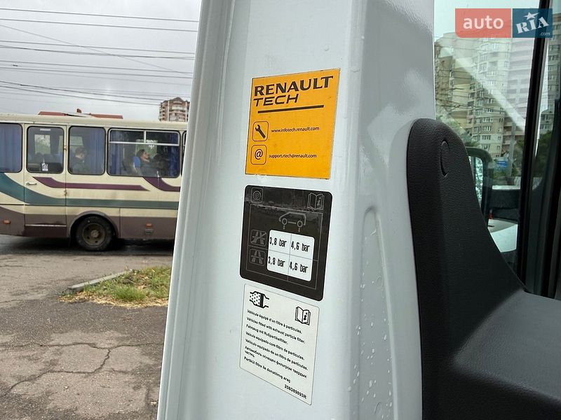 Вантажний фургон Renault Master 2021 в Одесі