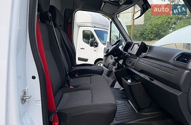 Інші вантажівки Renault Master 2023 в Рівному