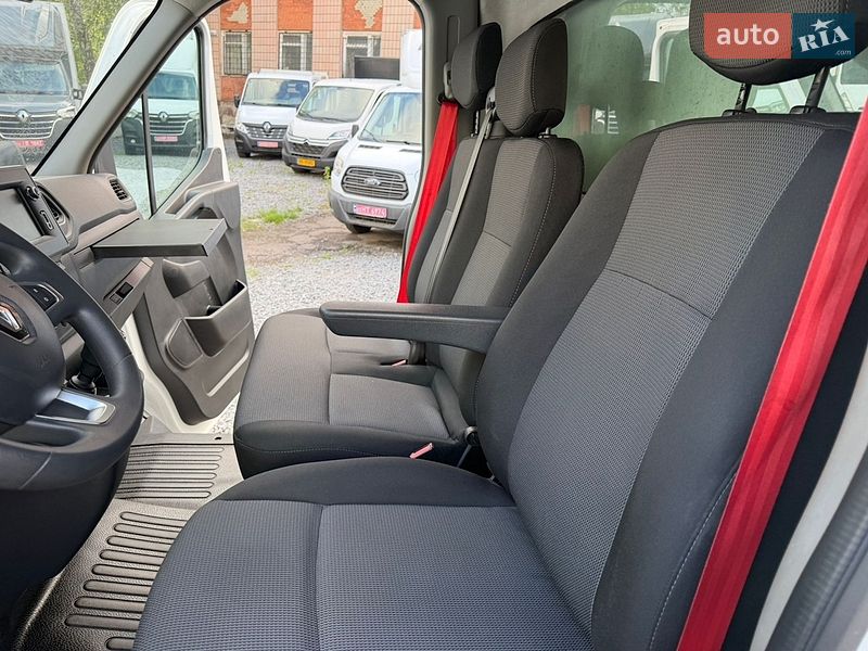 Другие грузовики Renault Master 2023 в Ровно