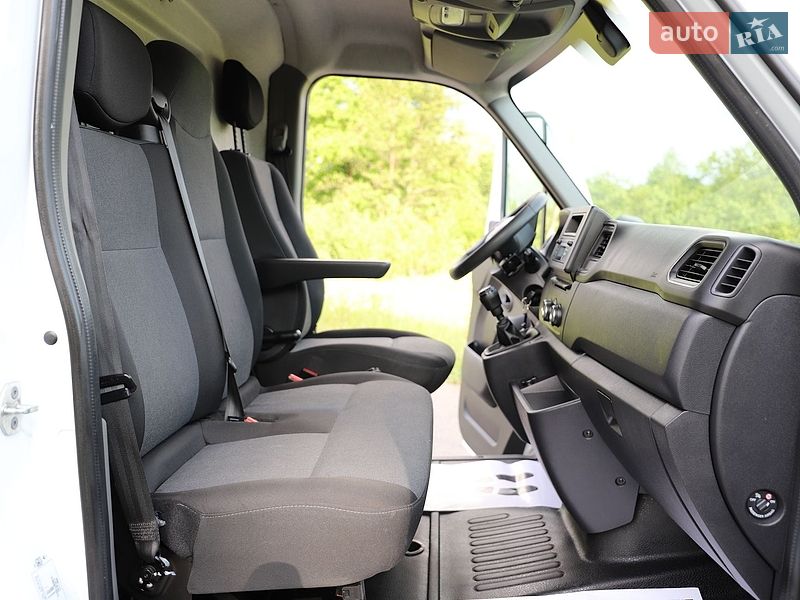 Грузовой фургон Renault Master 2024 в Дрогобыче