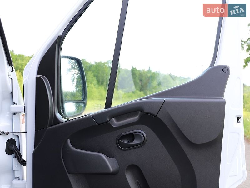 Грузовой фургон Renault Master 2024 в Дрогобыче