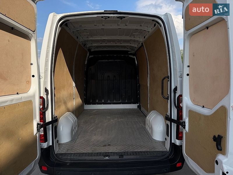 Грузовой фургон Renault Master 2022 в Бердичеве