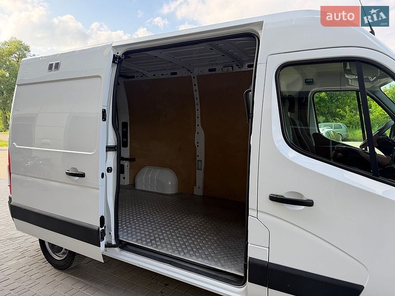 Грузовой фургон Renault Master 2022 в Бердичеве