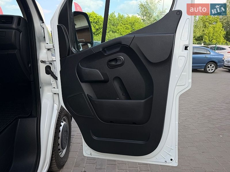 Грузовой фургон Renault Master 2022 в Бердичеве