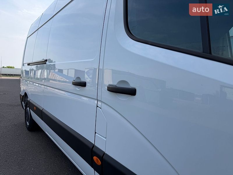 Вантажний фургон Renault Master 2022 в Ковелі