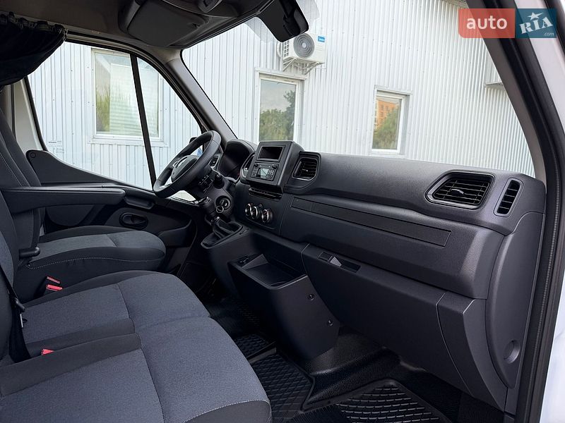 Вантажний фургон Renault Master 2022 в Ковелі