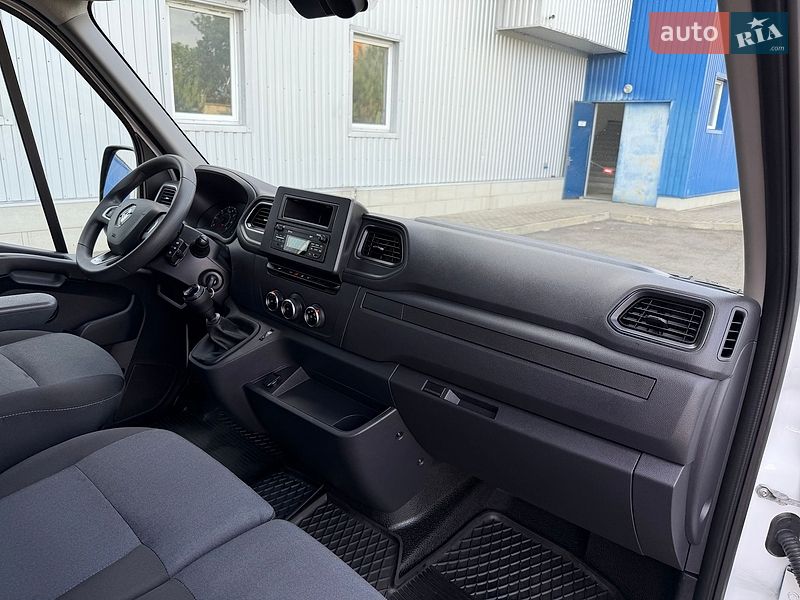 Вантажний фургон Renault Master 2022 в Ковелі