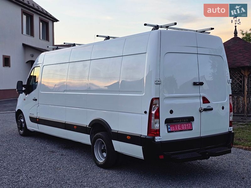 Грузовой фургон Renault Master 2018 в Дубно