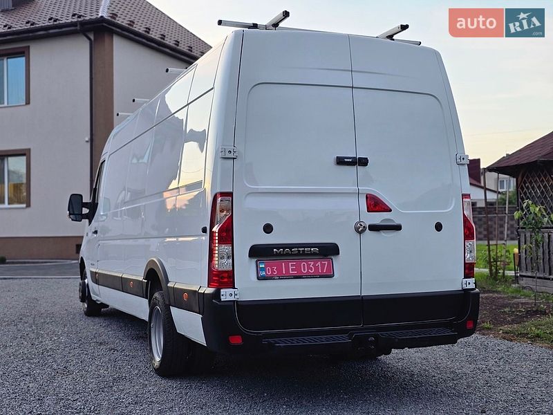 Грузовой фургон Renault Master 2018 в Дубно