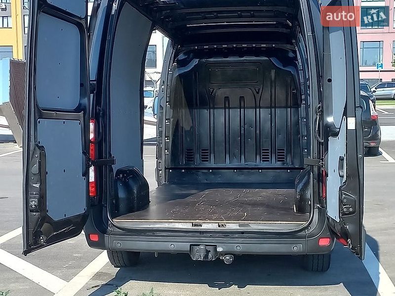 Мінівен Renault Master 2016 в Рівному