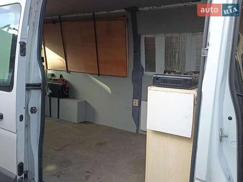 Грузовой фургон Renault Master 2015 в Киеве фото 27 Грузовой фургон Renault Master 2015 в Киеве