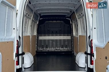 Грузовой фургон Renault Master 2017 в Тернополе