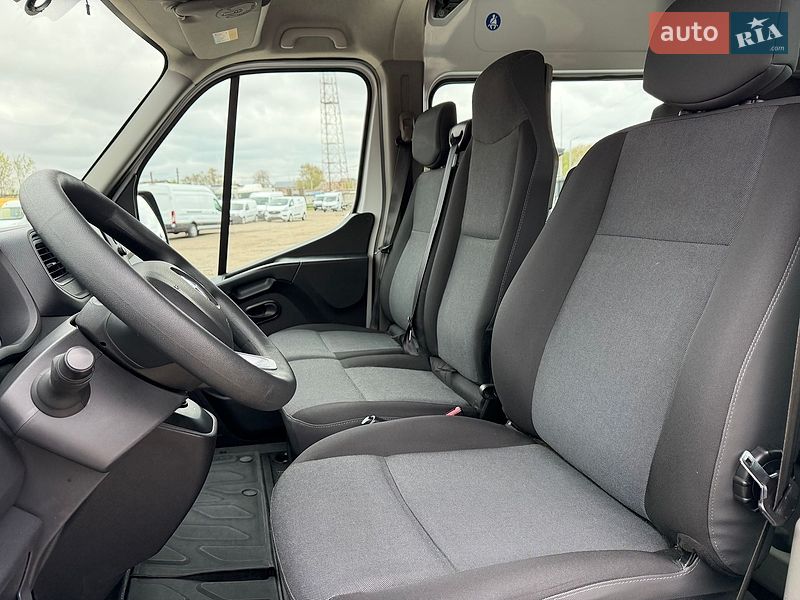 Грузопассажирский фургон Renault Master 2021 в Дубно