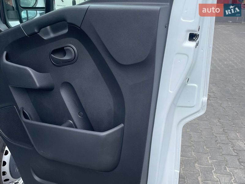 Грузовой фургон Renault Master 2022 в Луцке