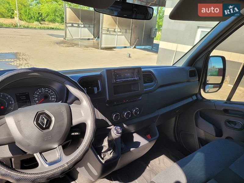 Микроавтобус грузовой (до 3,5т) Renault Master 2023 в Николаеве