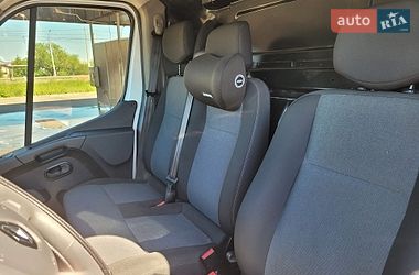 Микроавтобус грузовой (до 3,5т) Renault Master 2023 в Николаеве