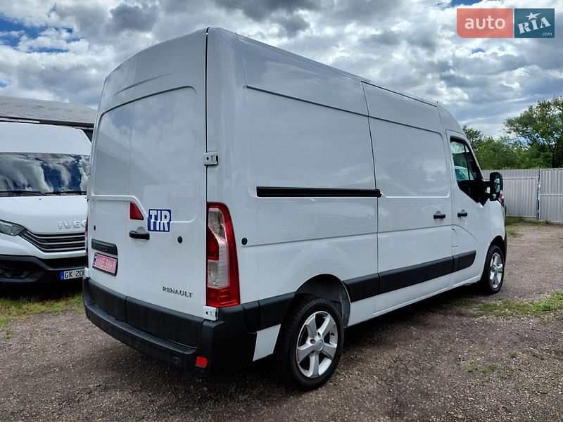Вантажний фургон Renault Master 2022 в Івано-Франківську