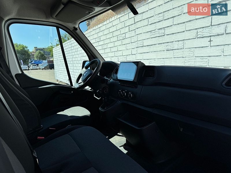 Грузовой фургон Renault Master 2024 в Киеве фото 23 Грузовой фургон Renault Master 2024 в Киеве