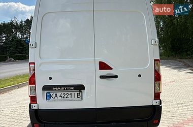 Грузовой фургон Renault Master 2015 в Маневичах