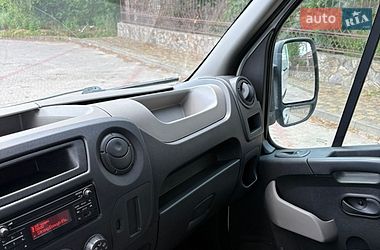 Грузовой фургон Renault Master 2015 в Маневичах