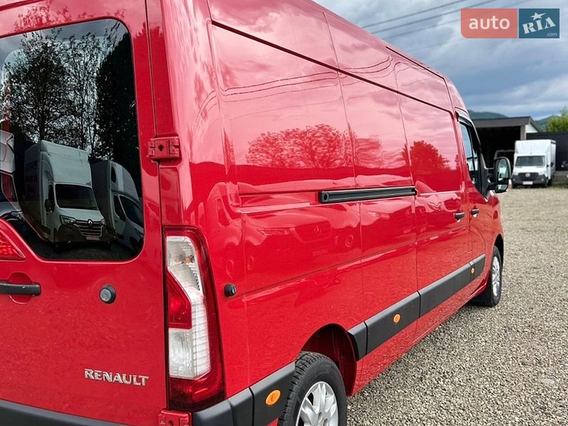 Грузовой фургон Renault Master 2024 в Хусте
