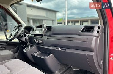 Грузовой фургон Renault Master 2024 в Хусте