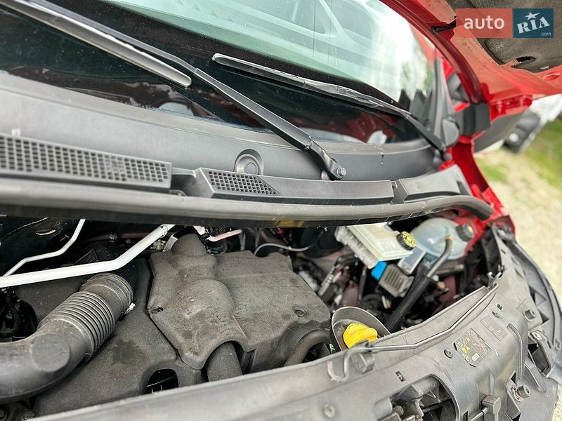 Грузовой фургон Renault Master 2024 в Хусте
