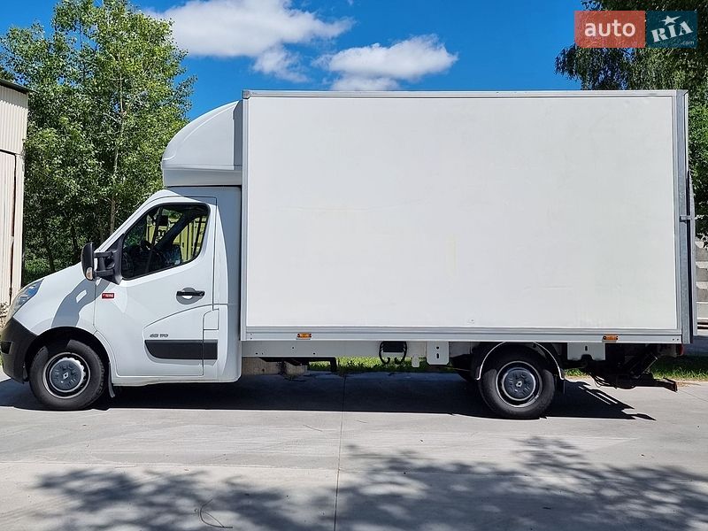 Микроавтобус грузовой (до 3,5т) Renault Master 2017 в Василькове