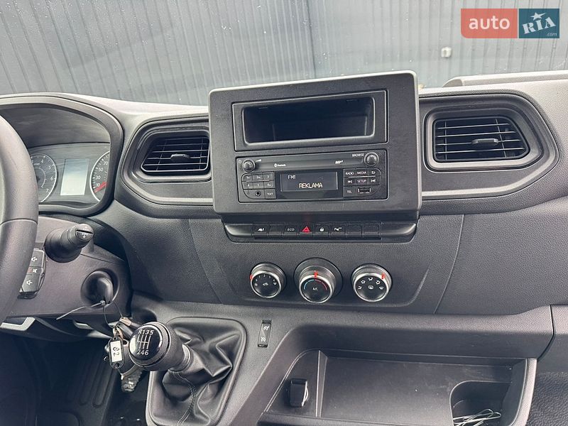 Мікроавтобус вантажний (до 3,5т) Renault Master 2021 в Рівному