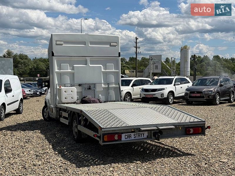 Автовоз Renault Master 2017 в Стрию