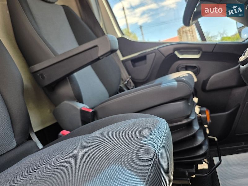 Грузовой фургон Renault Master 2019 в Одессе